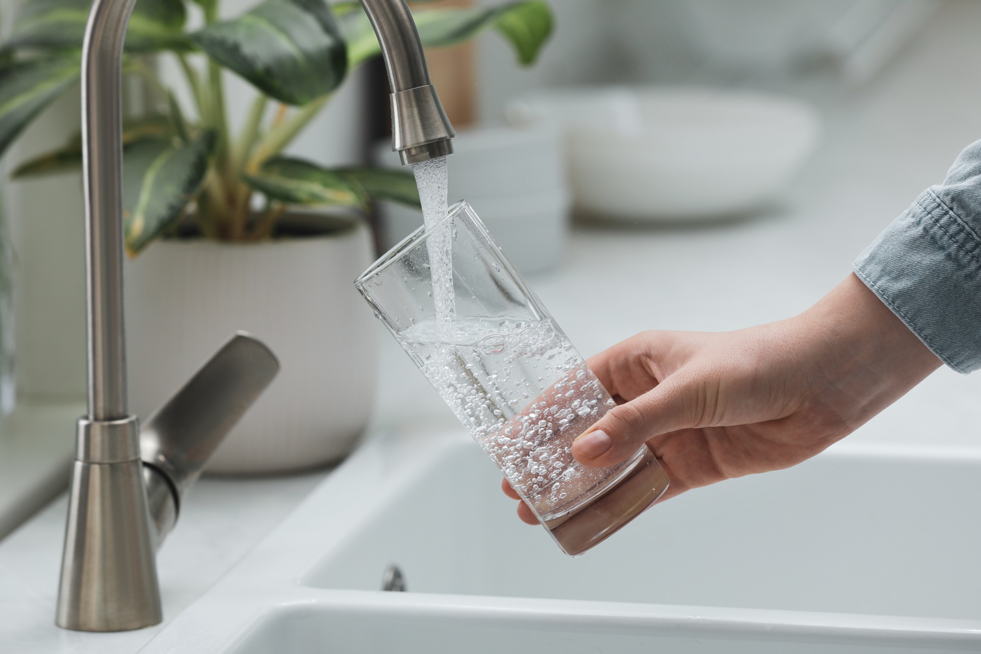 Free Water Testing: What to Expect and What It Actually Checks